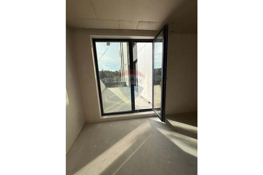 Апартамент - За продажба - гр. Варна, Област Варна, България - viber_изображение_2025-10-27_16-33-01-679.jpg - 360331037-3