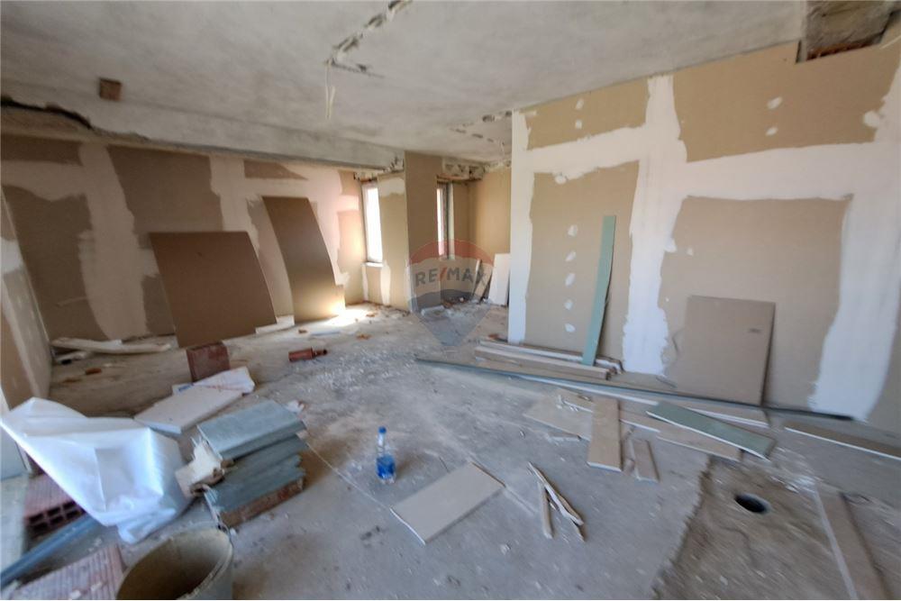 Хотел - За продажба - гр. Обзор, Област Бургас, България - 63 - 360321001-518