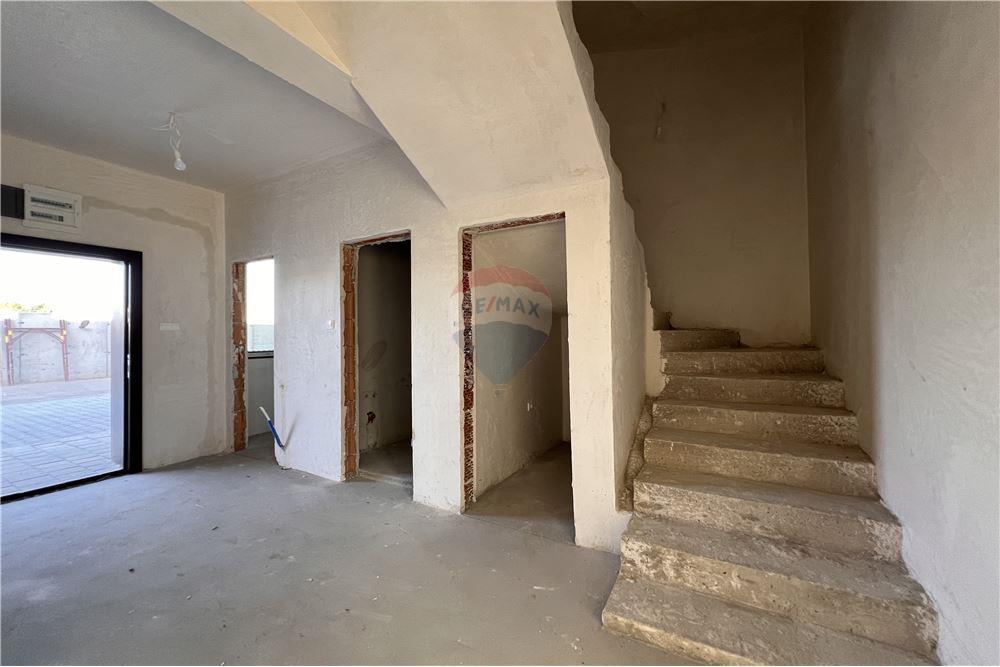 Градска къща - За продажба - гр. София, Област София град, България - 30 - 360241007-97