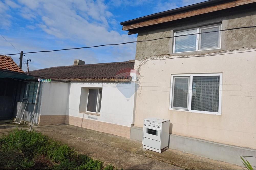 Градска къща - За продажба - гр. Каварна, Област Добрич, България - viber_изображение_2025-11-25_12-03-07-544.jpg - 360391052-22