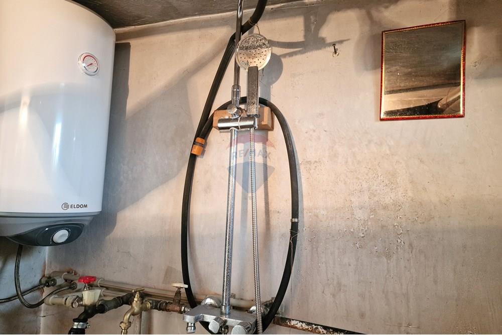 Селска къща - За продажба - с. Щръклево, Област Русе, България - 20251211_093956~2.jpg - 360451038-25