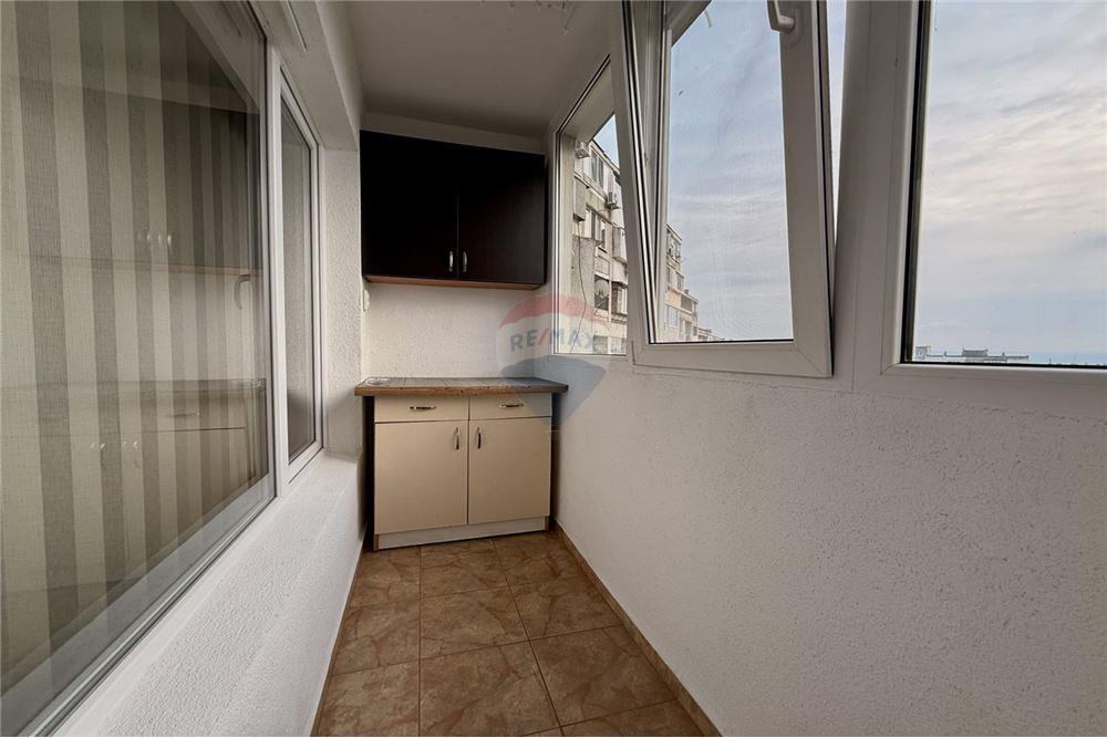 Апартамент - За продажба - гр. Варна, Област Варна, България - Закрита югозападна тераса с достъп от всекидневна - Тераса - 360321025-274