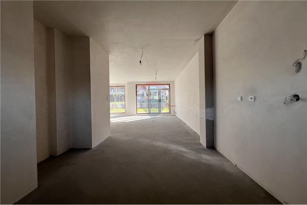 Градска къща - За продажба - гр. София, Област София град, България - 44 - 360241007-97