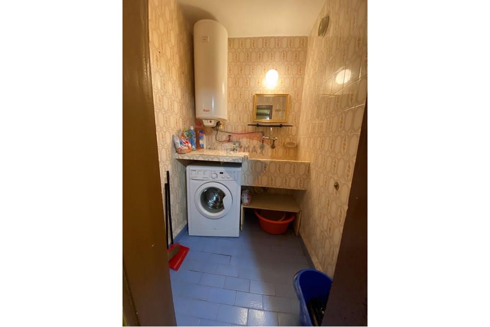 Апартамент - Под наем - гр. Варна, Област Варна, България - viber_image_2025-11-24_13-41-30-104.jpg - Перално помещение - 360511011-11