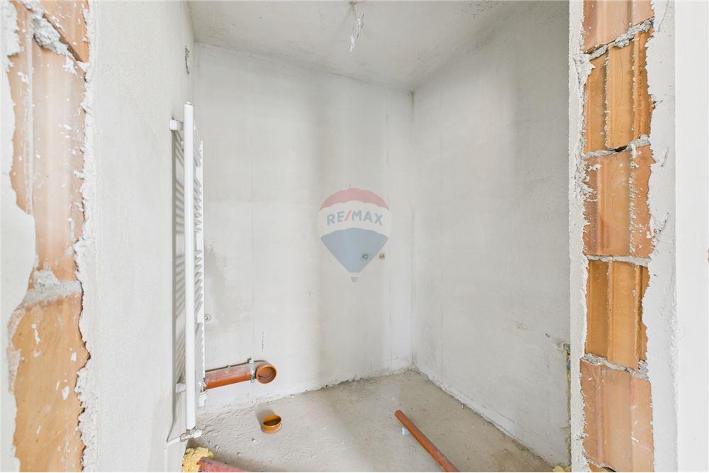 Апартамент - За продажба - гр. София, Област София град, България - 43 - 360241021-98