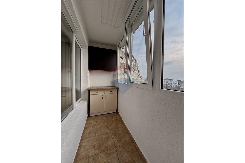 Апартамент - За продажба - гр. Варна, Област Варна, България - Закрита югозападна тераса с достъп от всекидневна - Тераса - 360321025-274