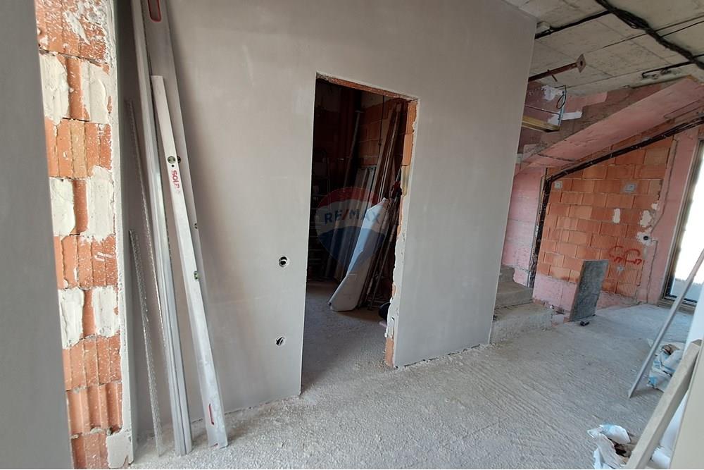 Градска къща - За продажба - гр. Варна, Област Варна, България - 20251023_111847.jpg - 360471005-289