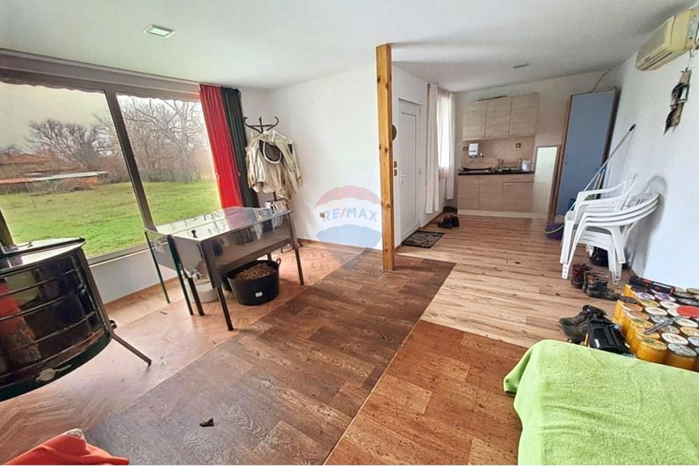 УПИ - За продажба - с. Бръшлен, Област Русе, България - viber_изображение_2025-12-22_17-12-03-348.JPG - 360451036-45