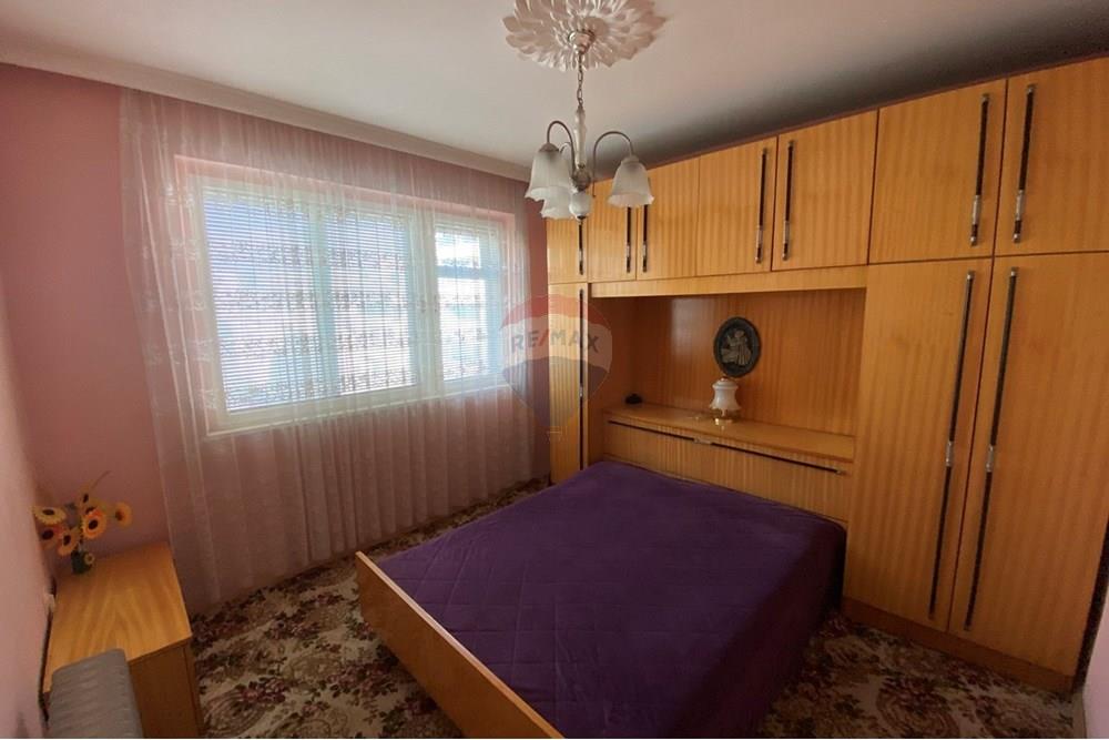 Апартамент - Под наем - гр. Варна, Област Варна, България - viber_image_2025-11-24_13-41-30-318.jpg - Родителска спалня - 360511011-11