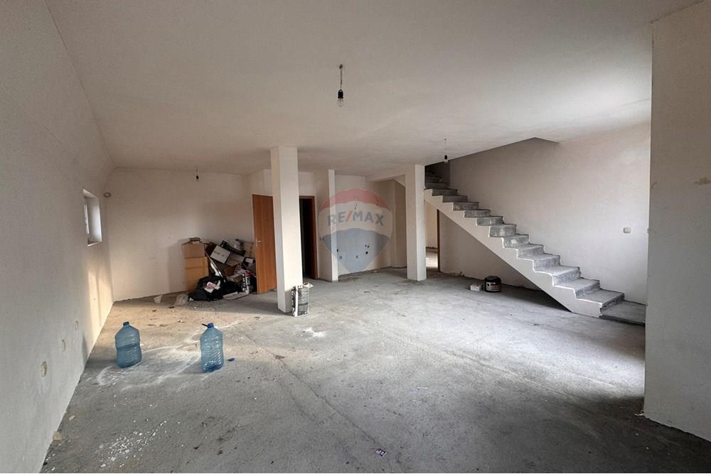 Апартамент - За продажба - гр. Пловдив, Област Пловдив, България - 7.jpg - 360261007-185