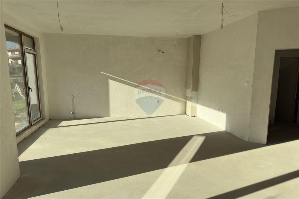 Градска къща - За продажба - гр. София, Област София град, България - 69 - 360241007-88