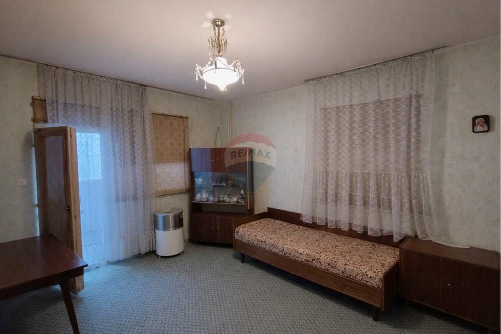 Апартамент - За продажба - гр. Шумен, Област Шумен, България - viber_изображение_2026-01-29_17-44-50-314.jpg - Спалня - 360441012-84