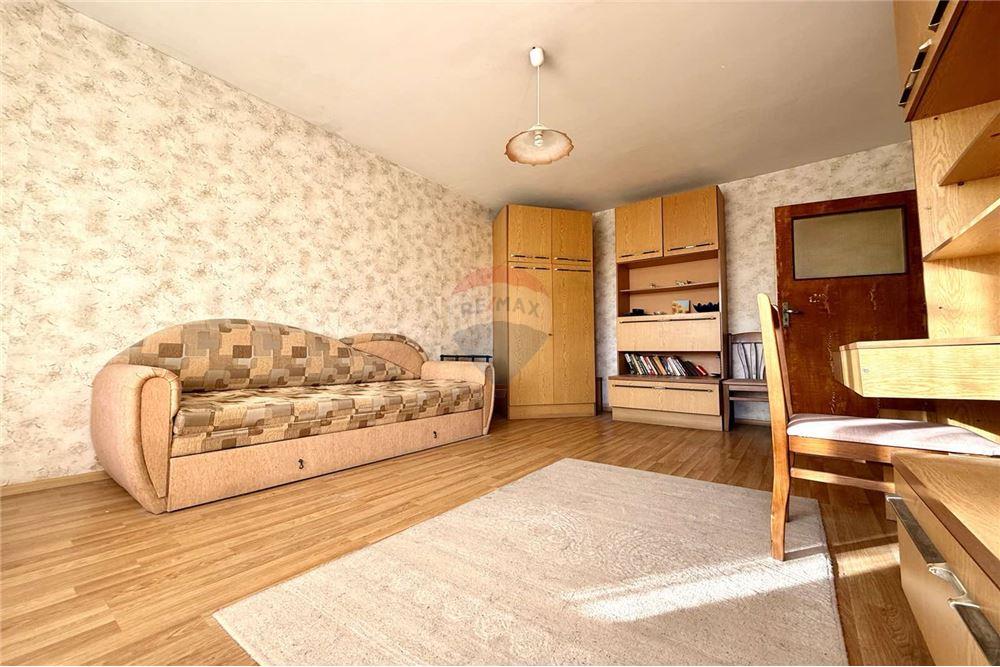 Апартамент - За продажба - гр. Варна, Област Варна, България - Уютна спална с изход към открита тераса с частична панорамна гледка - Спалня - 360321025-285