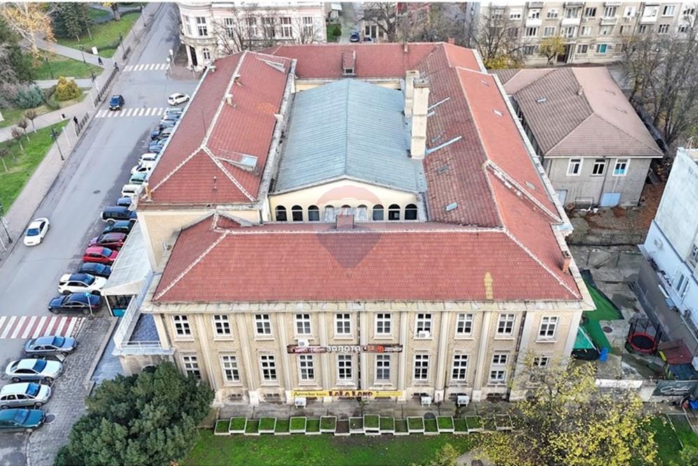 Офис сграда - Под наем - гр. Русе, Област Русе, България - dji_fly_20251204_152448_0730_1765885483508_photo.JPEG - 360451033-113