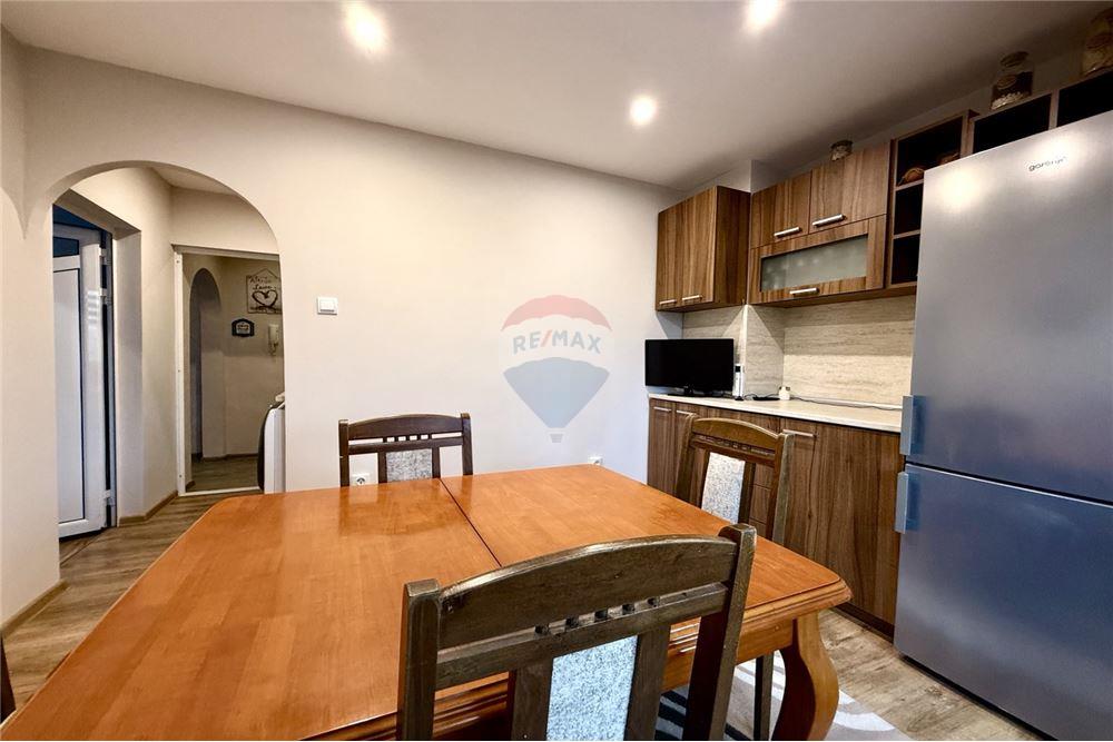 Апартамент - За продажба - гр. Варна, Област Варна, България - Функционална оборудвана кухня с усвоена североизточна тераса - Кухня - 360321025-274