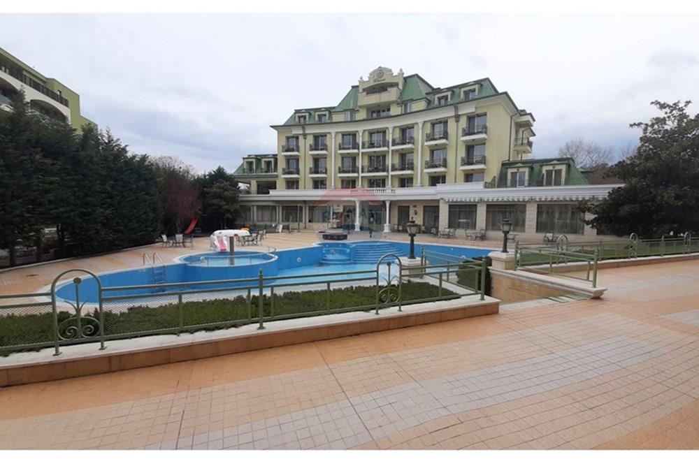 Апартамент - Под наем - к.к. Св. Св. Константин и Елена, Област Варна, България - 9.jpg - 360391035-50