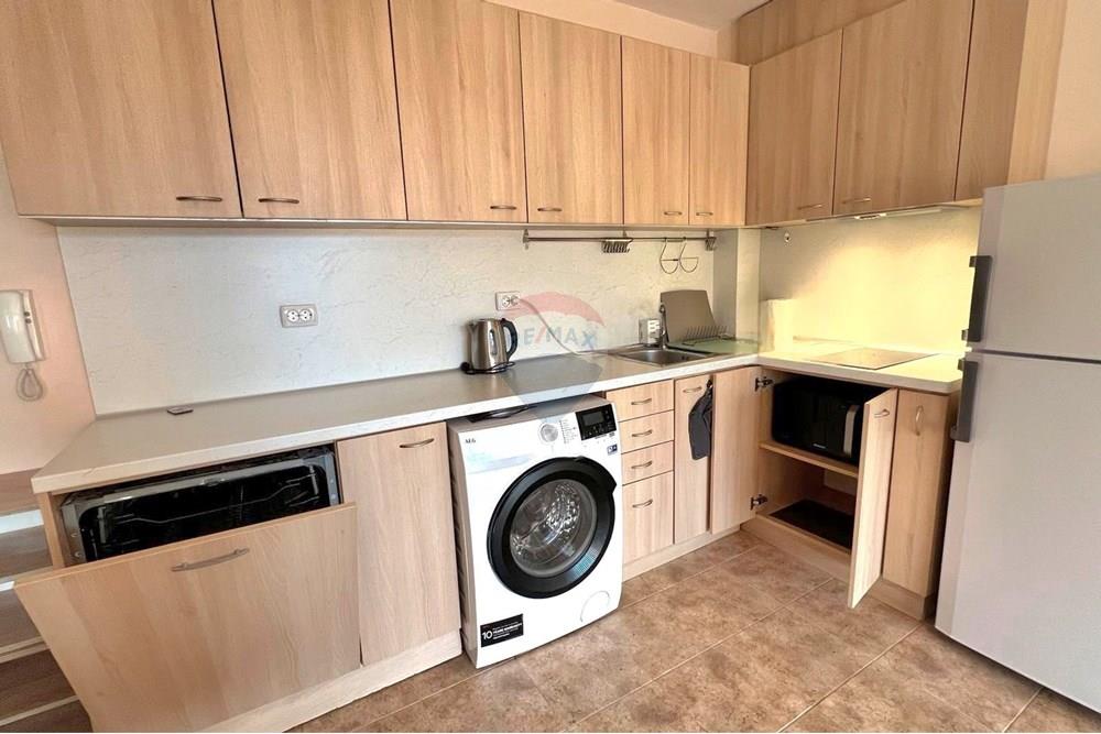 Апартамент - Под наем - гр. Варна, Област Варна, България - Кухня уреди.jpg - 360301019-58