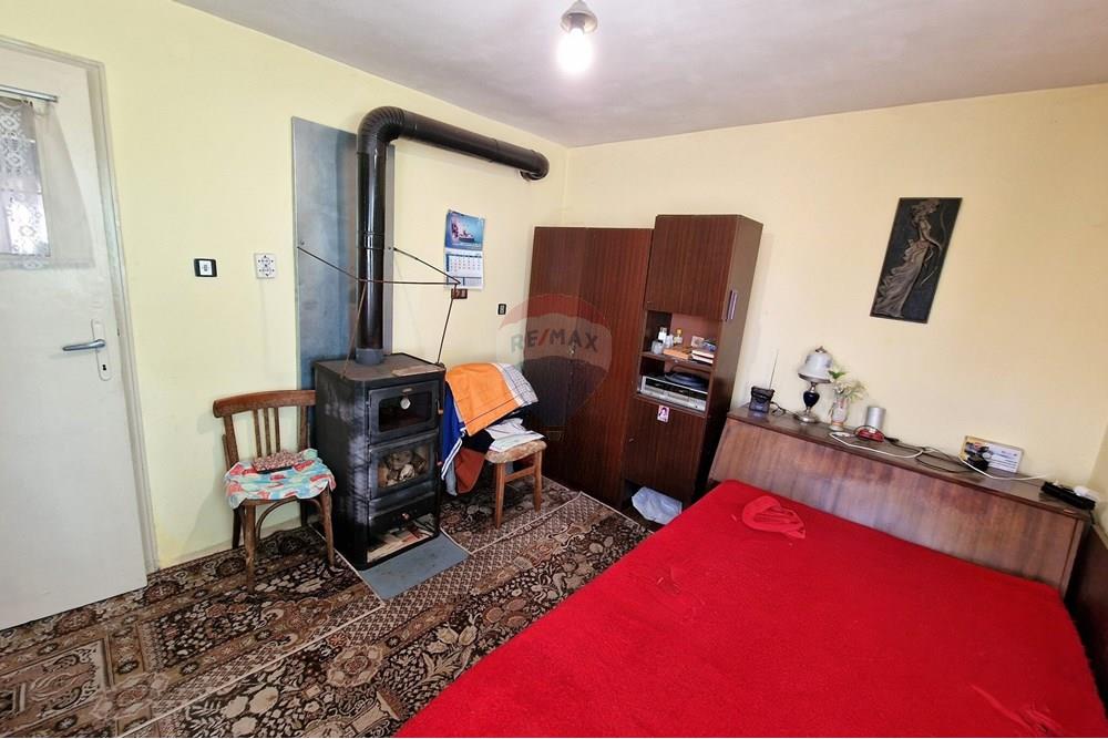 Селска къща - За продажба - с. Щръклево, Област Русе, България - 20251211_095649~2.jpg - 360451038-25