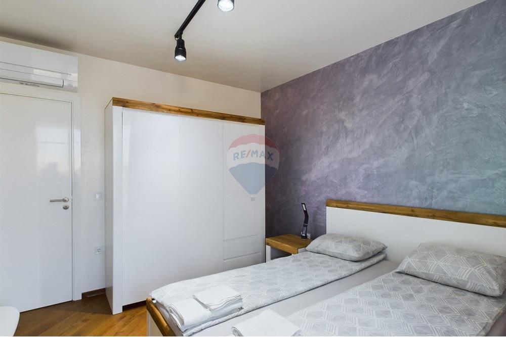 Апартамент - За продажба - гр. Варна, Област Варна, България - CAM02315G0-PR0031-STILL006.jpg - Спалня - 360531003-34