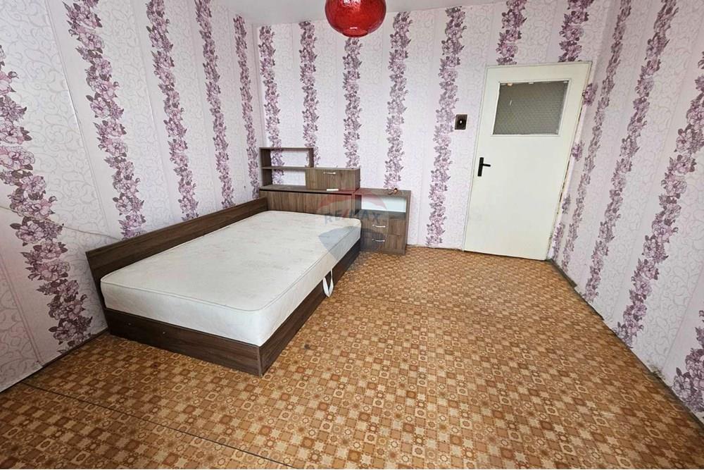 Апартамент - За продажба - гр. Варна, Област Варна, България - viber_image_2025-10-13_12-32-20-509.jpg - Спалня - 360391034-50