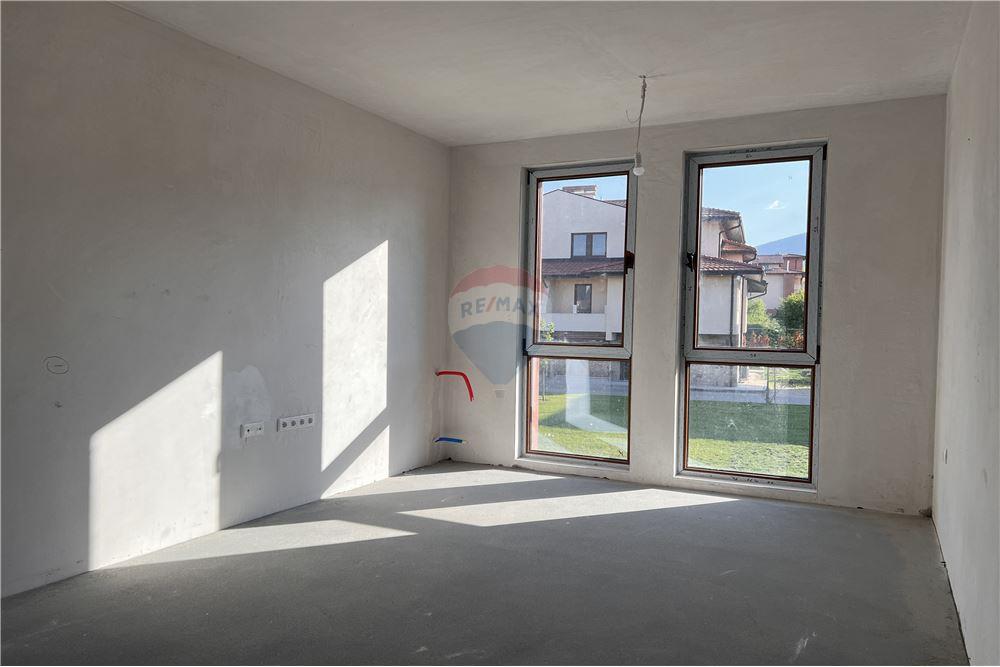 Градска къща - За продажба - гр. София, Област София град, България - 33 - 360241007-97