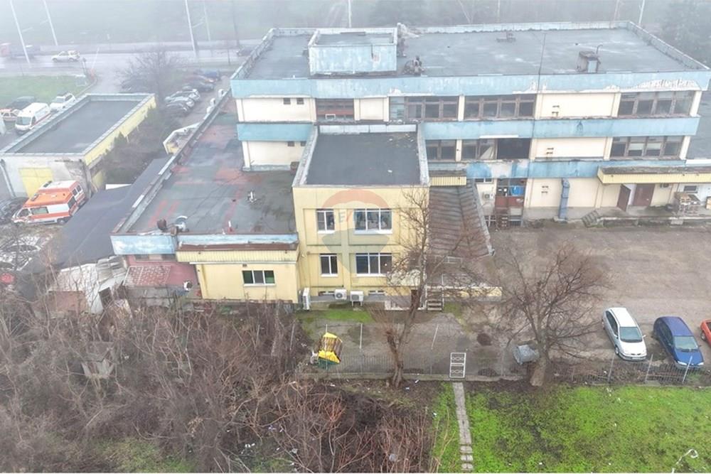 Офис сграда - За продажба - гр. Русе, Област Русе, България - dji_fly_20260105_142254_0787_1767621309008_photo.JPEG - 360451033-121