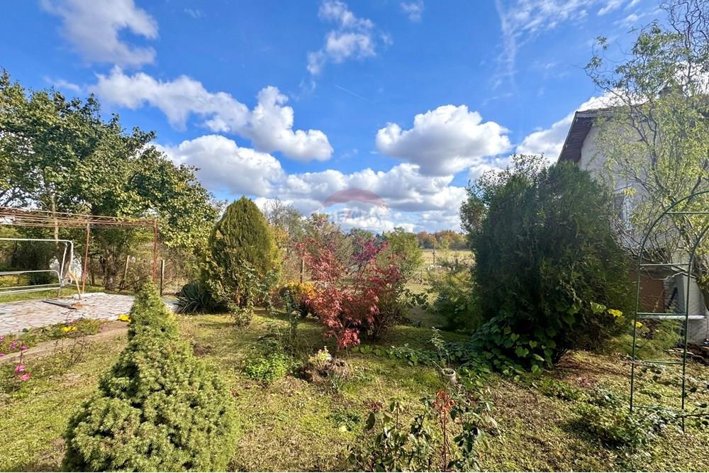 Hus på landet - Til salgs - с. Червена вода, Област Русе, България - IMG_3330.JPEG - 360451033-97