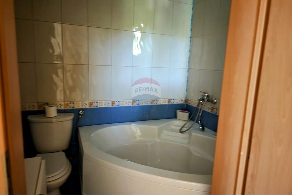 Вила - За продажба - гр. Каварна, Област Добрич, България - Изображение от WhatsApp на 2025-07-21 в 18.25.14_bd8dee4e.jpg - 360391052-16