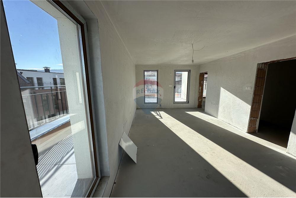 Градска къща - За продажба - гр. София, Област София град, България - 61 - 360241007-88