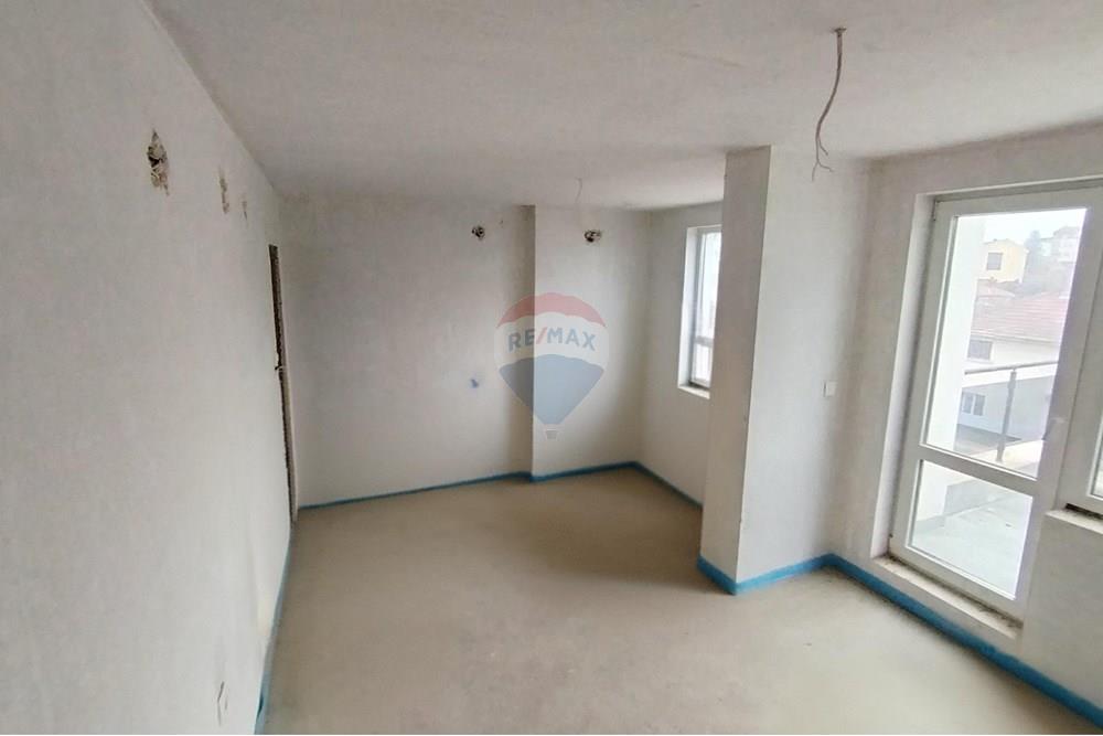 Апартамент - За продажба - гр. Русе, Област Русе, България - viber_image_2025-12-08_16-30-08-373.jpg - 360451035-99