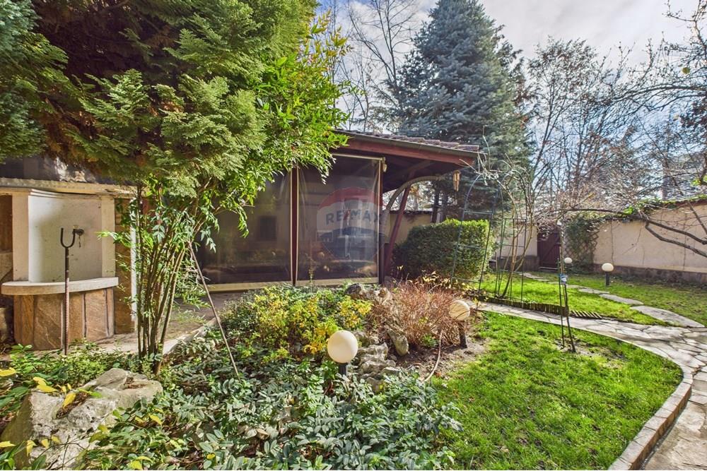 Градска къща - За продажба - гр. София, Област София град, България - CAM02315G0-PR0098-STILL028.jpg - 360241021-100