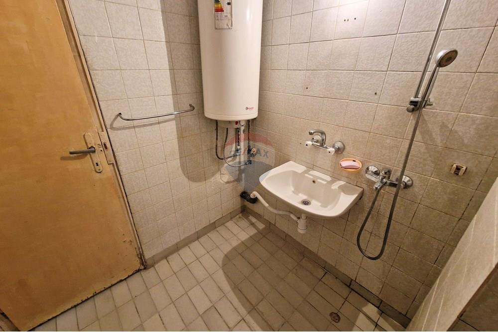 Апартамент - За продажба - гр. Русе, Област Русе, България - 20251209_142259~2.jpg - 360451038-24