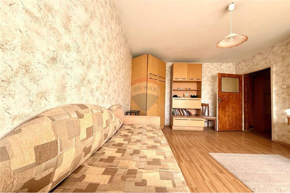 Апартамент - За продажба - гр. Варна, Област Варна, България - Уютна спална с изход към открита тераса с частична панорамна гледка - Спалня - 360321025-285