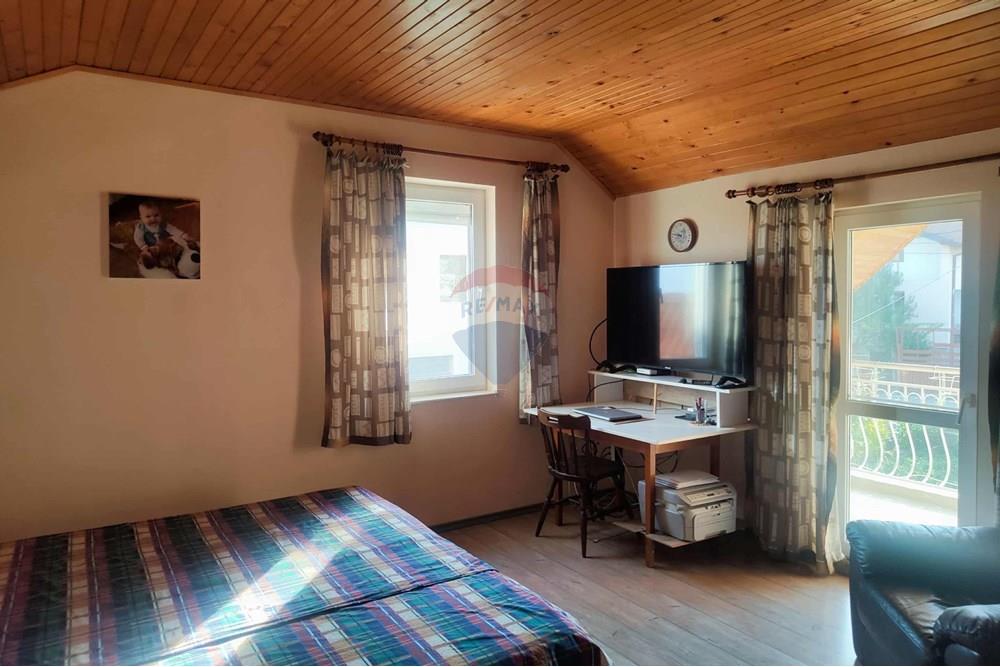 Градска къща - За продажба - гр. Перущица, Област Пловдив, България - 8fa55b74-635e-42e1-b515-e0874b562183.jpg - 360261008-119