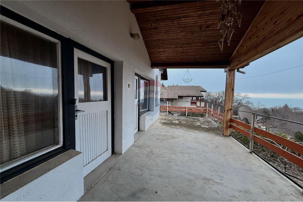 Вила - За продажба - гр. Варна, Област Варна, България - Открита тераса с панорамна нескриваема морска и горска гледка и достъп от двете спални/ етаж 2 - Тераса - 360321025-286