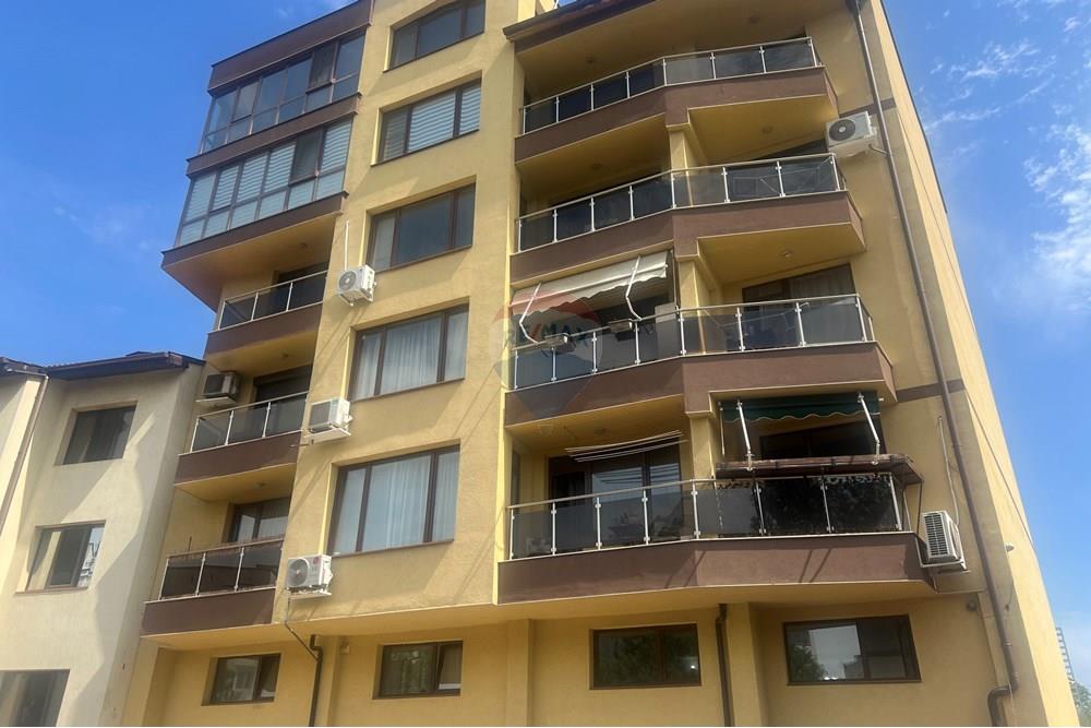 Апартамент - За продажба - гр. София, Област София град, България - Топ 1  Външна снимка .JPG - 360501015-16