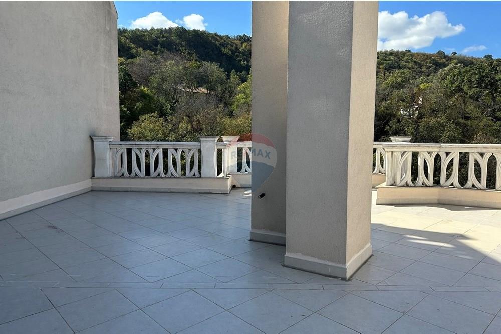 Апартамент - За продажба - гр. Варна, Област Варна, България - B90F074F-EF5E-4720-8444-A3C54BD02389.JPG - 360391003-84