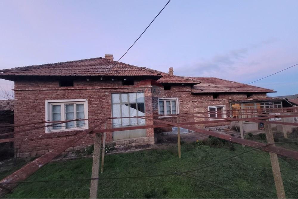 Селска къща - За продажба - с. Страхилово, Област Велико Търново, България - viber_изображение_2025-12-12_13-52-04-946.jpg - 360431001-655