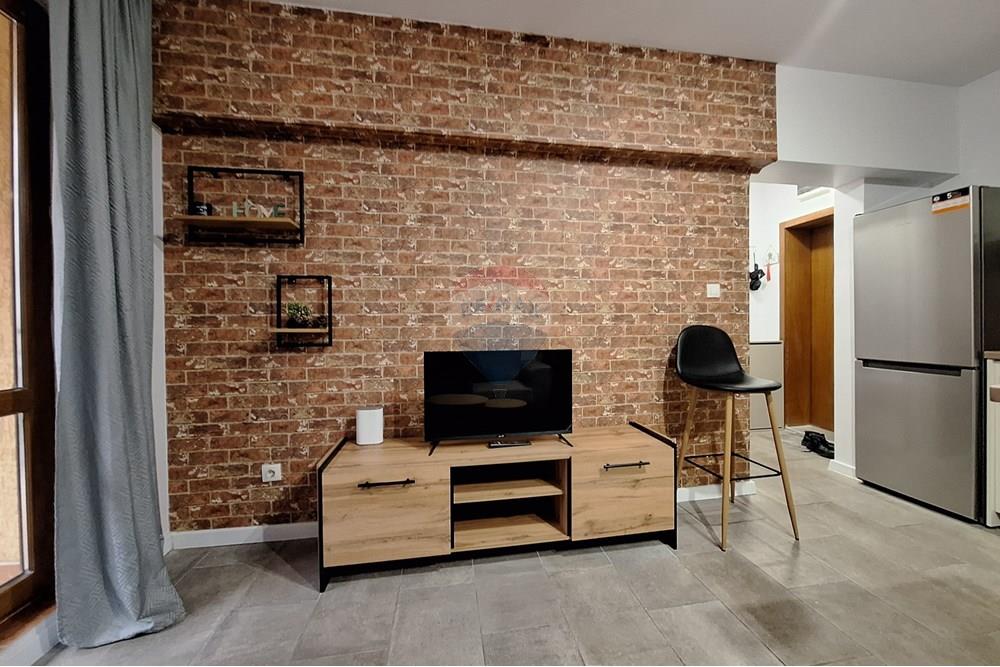 Апартамент - Под наем - гр. Варна, Област Варна, България - 20251208_134501.jpg - Всекидневна/Трапезария - 360321033-166