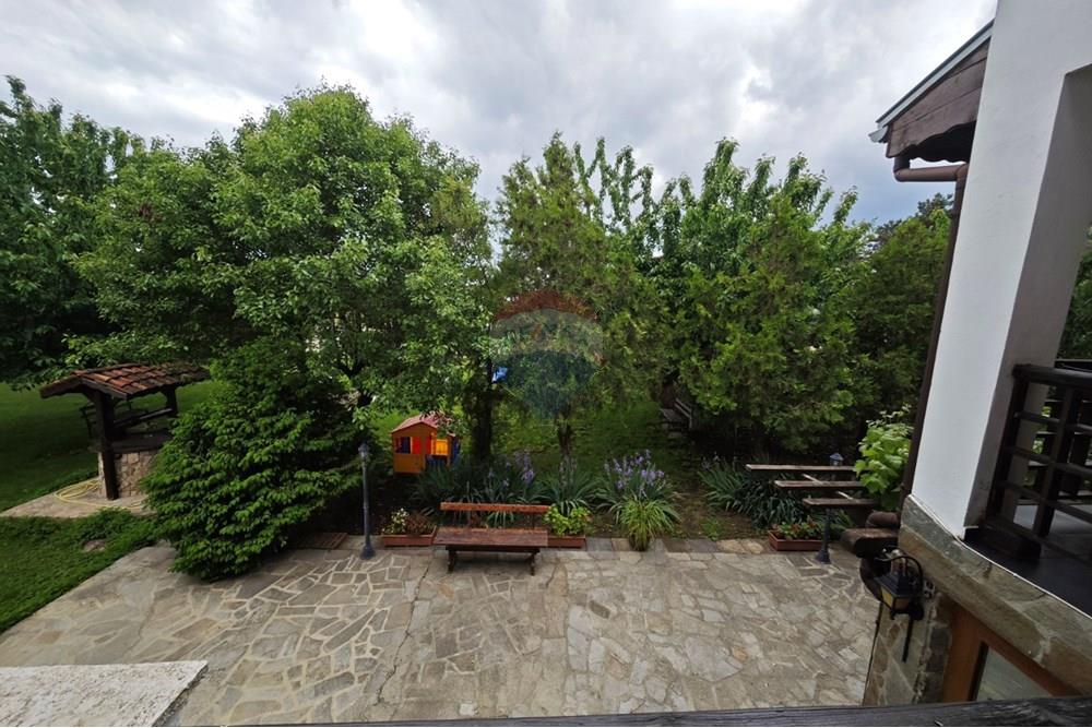 Хотел - За продажба - гр. Каварна, Област Добрич, България - viber_изображение_2025-06-07_13-54-01-702.jpg - 360391052-15