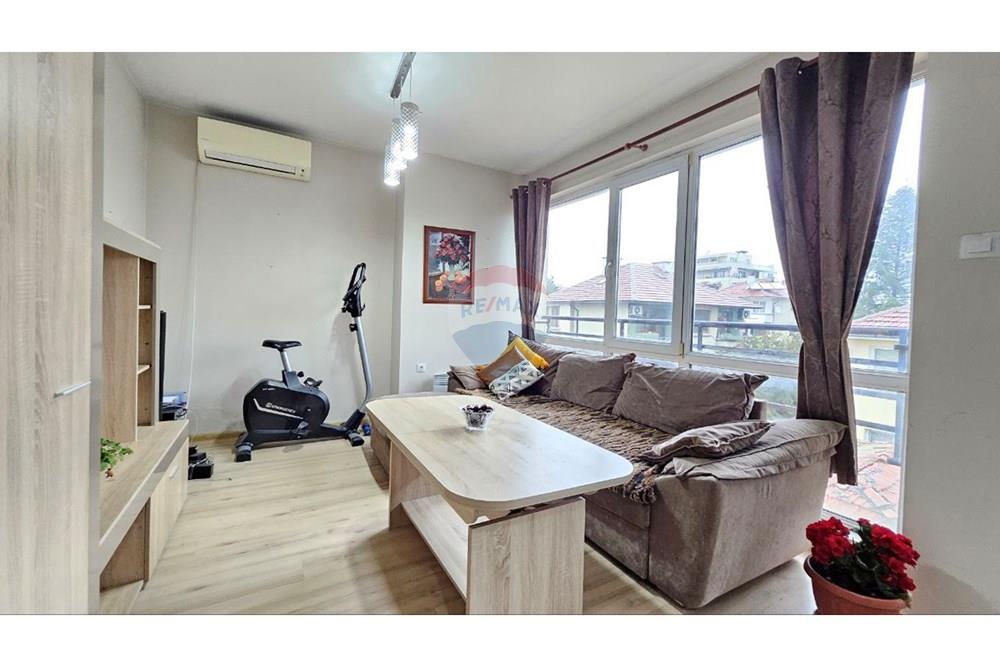 Апартамент - За продажба - гр. Бургас, Област Бургас, България - photo_2025-10-27_13-31-25.jpg - 360291023-75