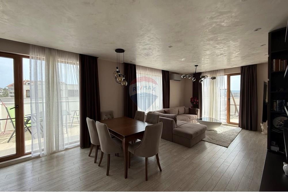 Апартамент - За продажба - гр. Варна, Област Варна, България - viber_image_2025-10-10_11-15-16-187.jpg - Всекидневна/Трапезария - 360481026-17