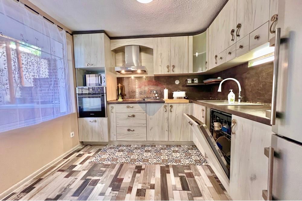 Къща близнак - Под наем - гр. Варна, Област Варна, България - IMG_5955.jpeg - 360391002-82