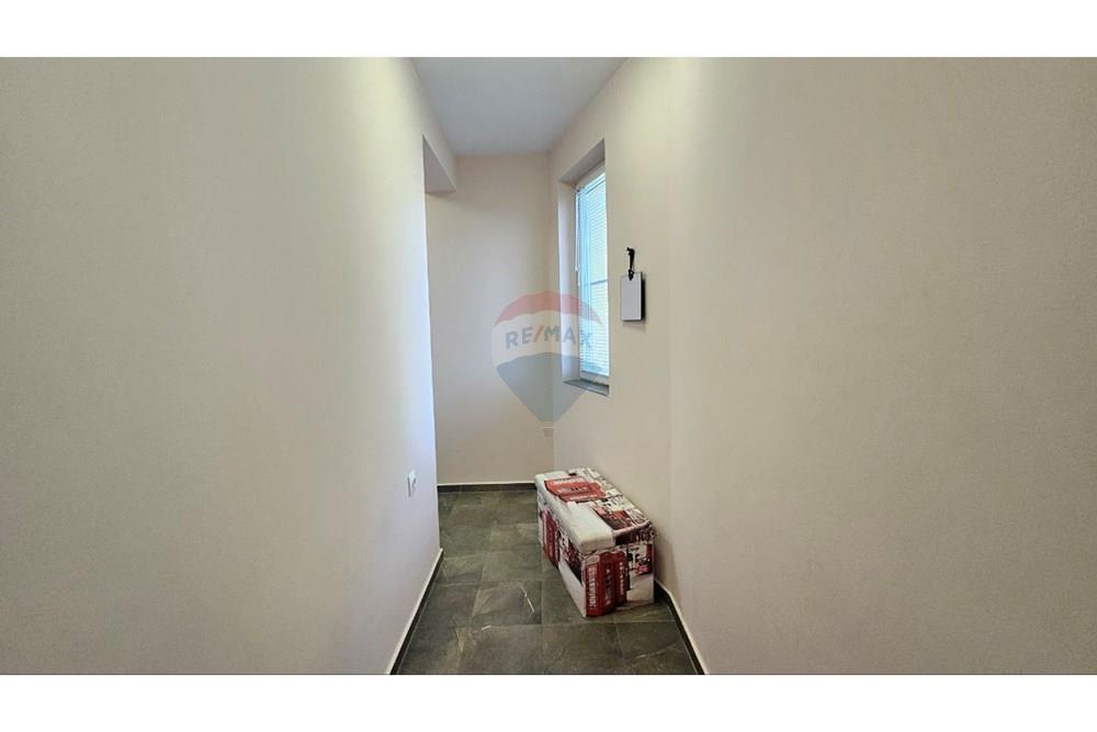 Апартамент - За продажба - гр. Бургас, Област Бургас, България - photo_2025-12-10_21-31-59.jpg - 360291023-77