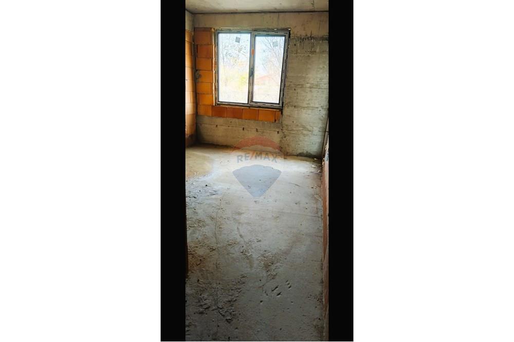 Апартамент - За продажба - гр. Варна, Област Варна, България - viber_изображение_2025-11-24_09-48-23-916.jpg - Спалня - 360321001-523