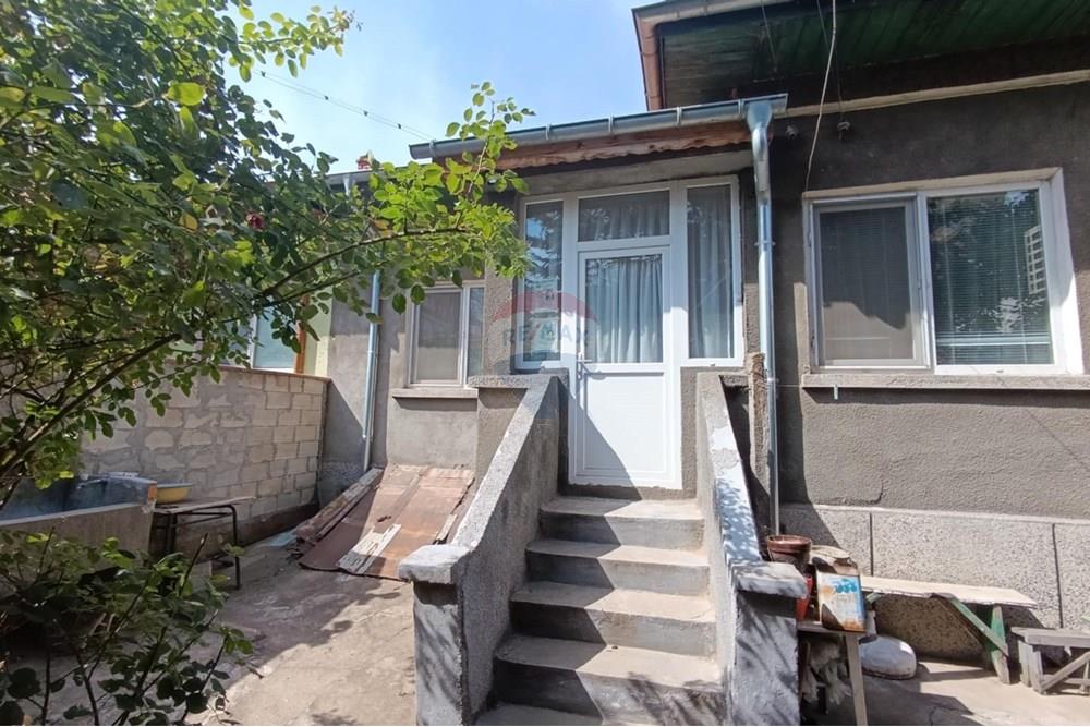 Градска къща - За продажба - гр. Силистра, Област Силистра, България - f8aec957-5eff-4b74-82c4-eee9c180c3c8.jpeg - 360301017-72