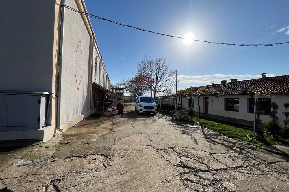 Фабрика - За продажба - с. Полковник Ламбриново, Област Силистра, България - двор 4.jpg - 360321028-142
