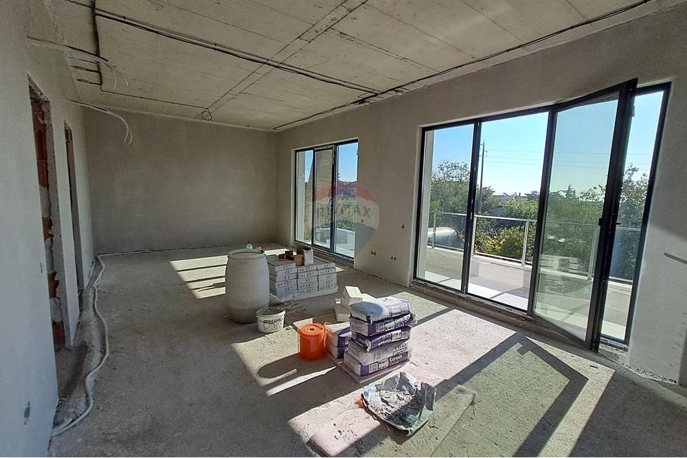 Градска къща - За продажба - гр. Варна, Област Варна, България - 20251023_111826.jpg - 360471005-289