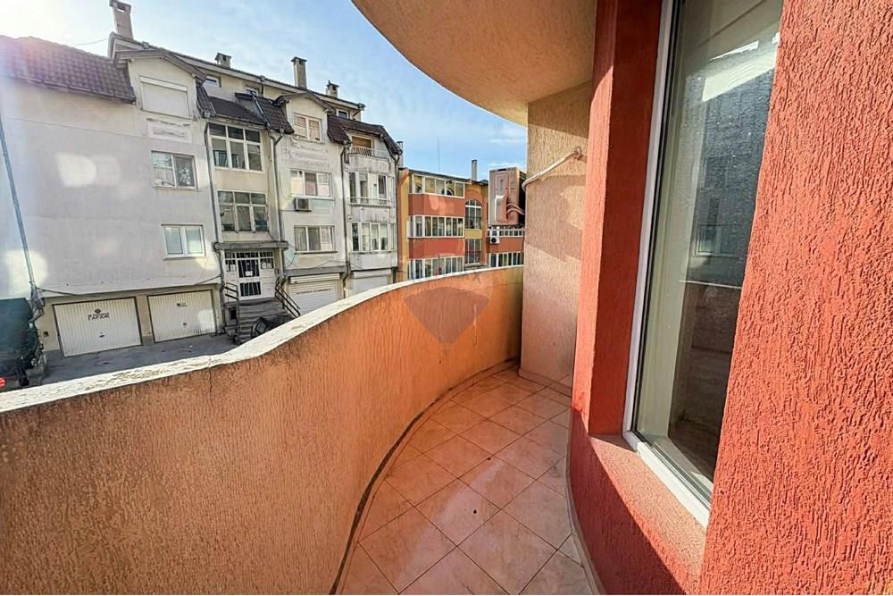 Апартамент - Под наем - гр. Варна, Област Варна, България - b6305707-5847-44c9-b9b2-c4dac480470b.jpeg - Балкон - 360471029-15