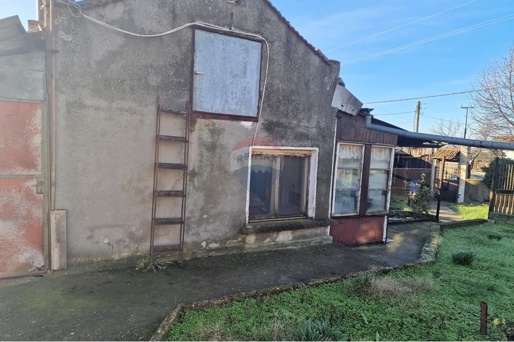 Селска къща - За продажба - с. Щръклево, Област Русе, България - 20251211_095120~2.jpg - 360451038-25